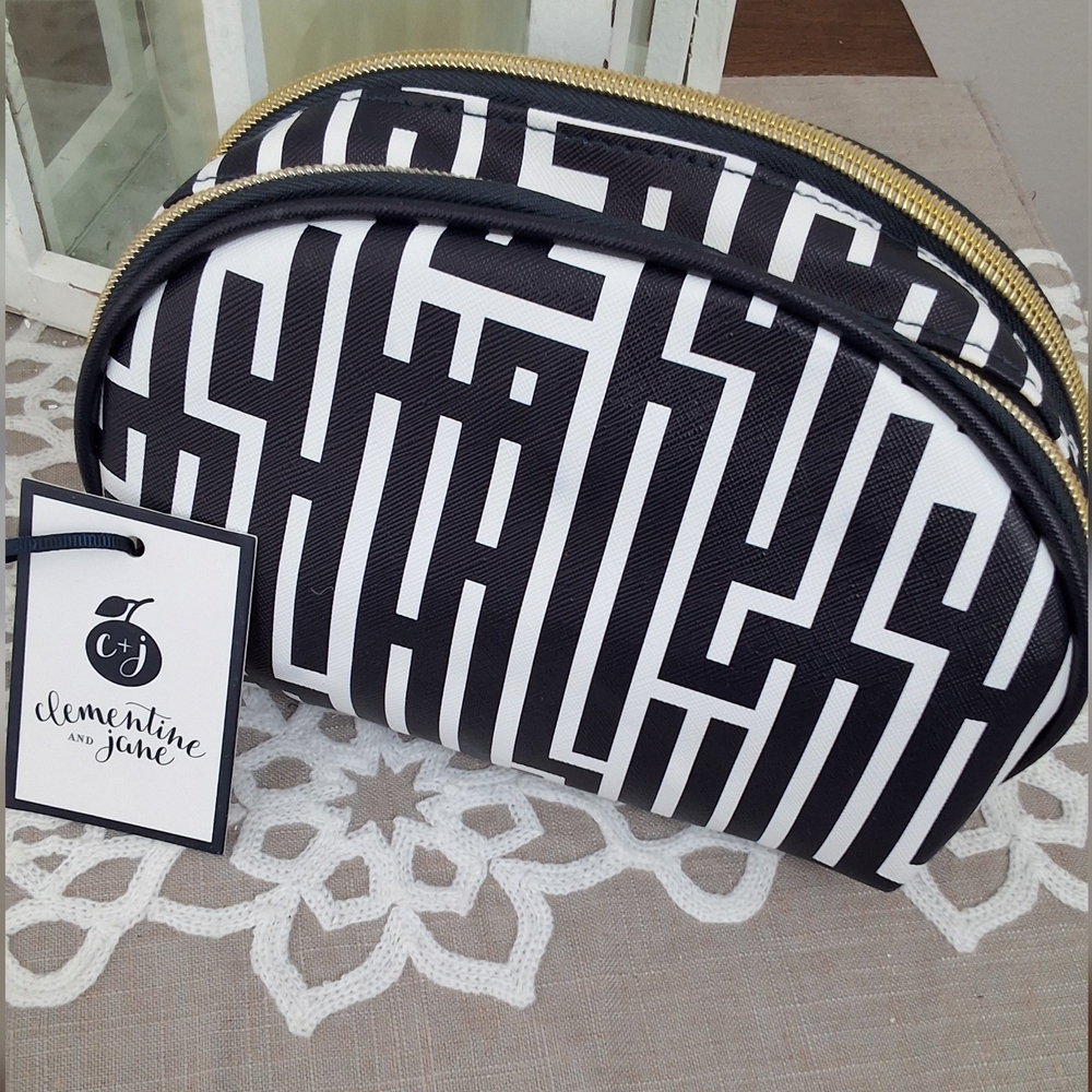 Clementine & Jane & E.L.F. NWT, Cosmetic Case & Travel Brushes - Picture 3 of 9
